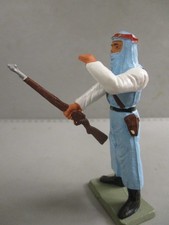 1/32 65 mm STARLUX  ARABE