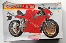 MAQUETTE  PROTAR DUCATI 916 -