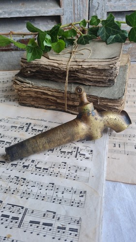 Ancien robinet bronze - ancien,