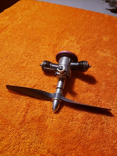 Cox engine custom opposing - engine,