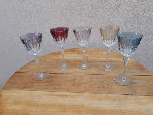 Lot verres pied cristal - à,