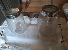 Anciens pots à épices bocaux