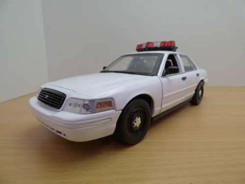 Ford crown victoria police - victoria,
