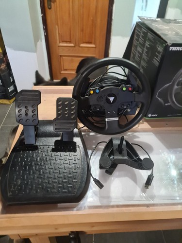 Thrustmaster volant pédalier - thrustmaster,