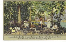 POSTCARD IRAQUOIS INDIAN EXHIBIT EDUCATION BUILDING ALBANU NEW YORK