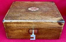 Boîte ancienne bois massif