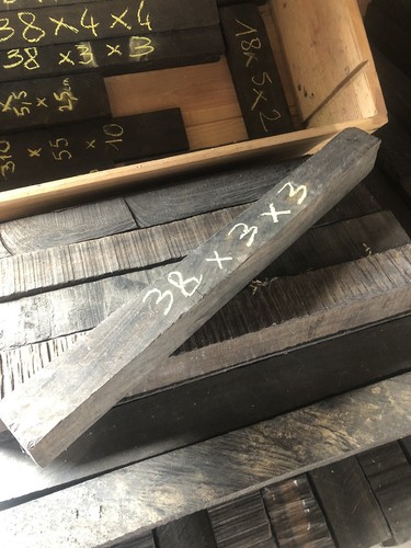 ébène carrelet 370 x 30x - 370,