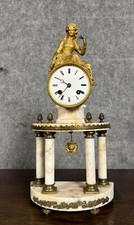 Pendule Portique style Louis XVI en forme de temple époque XIXeme vers 1860