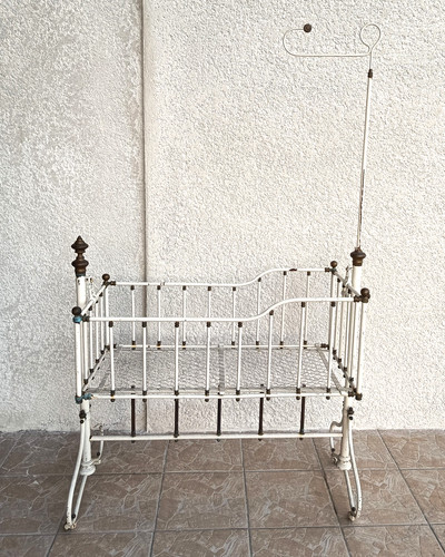 Berceau vintage lit - bébé, en