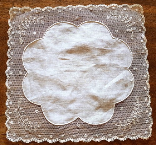 Napperon ancien tulle - napperon, en