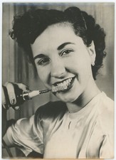 New electrically operating rotary toothbrush. Invention. 1950.