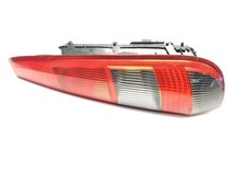 FEU ARRIÈRE DROIT / 2446377