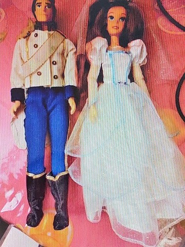 Poupées disney couple - le,