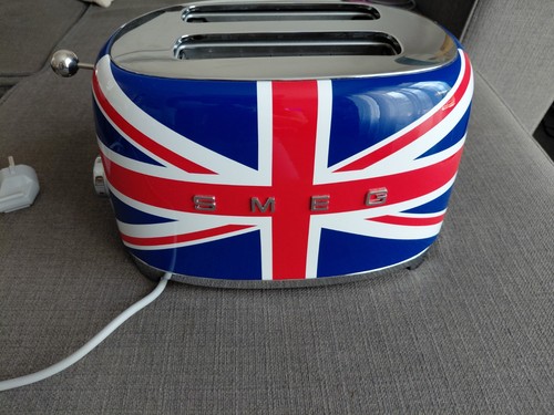 Grille pain smeg tsf01ujeu - grille-pain,