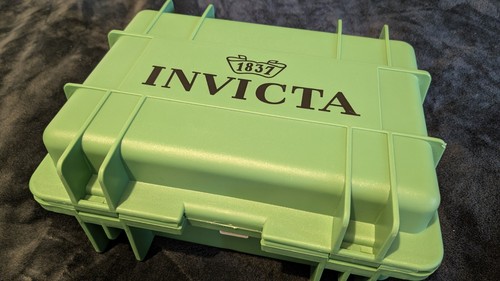Boîte montre valise 8 - À,