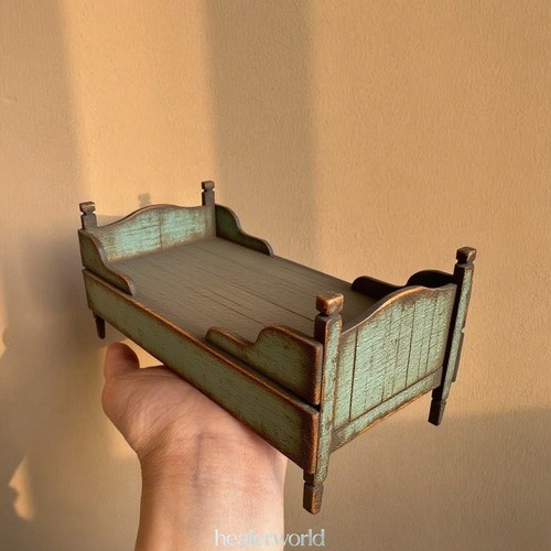 Royal european bed - bed, dollhouse