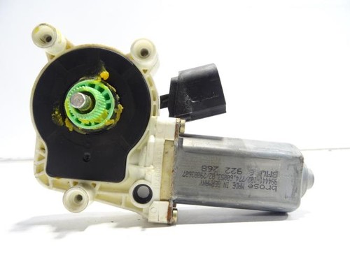 Moteur leve vitre avant droit