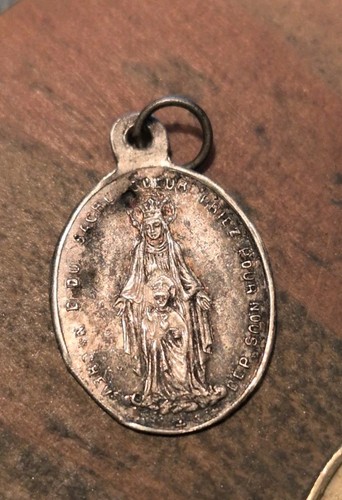 Fine médaille religieuse - fine,