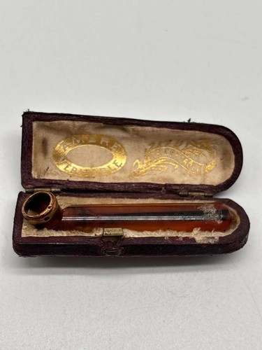 Fume cigarette ancien - ancien, Étui