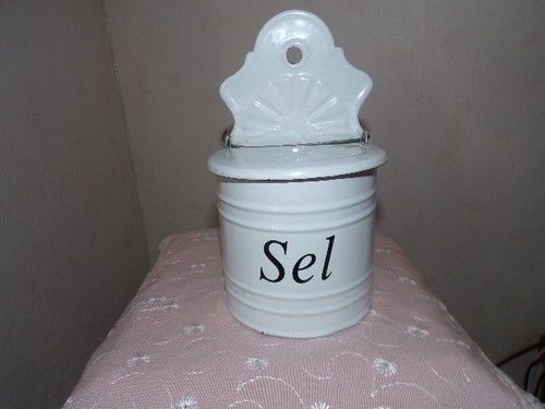 Ancienne boite sel en - ancienne, à