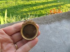 ancien mini cadre photo rond