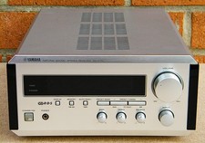Ampli Tuner Yamaha RX-E100 Receiver AM/FM/RDS 2x40W Natural Sound
