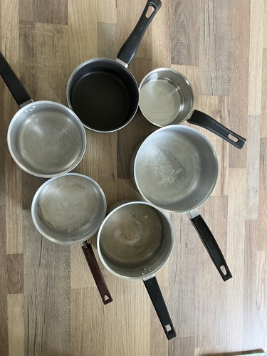 Lot anciennes casseroles - lot,
