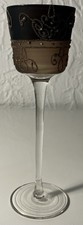 Verre à pied décoratif noir