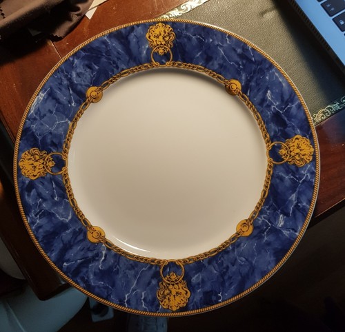 Assiettes neuves saphir - 6,