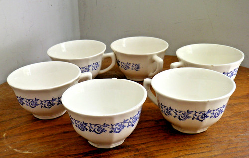 Tasses café anciennes - à,