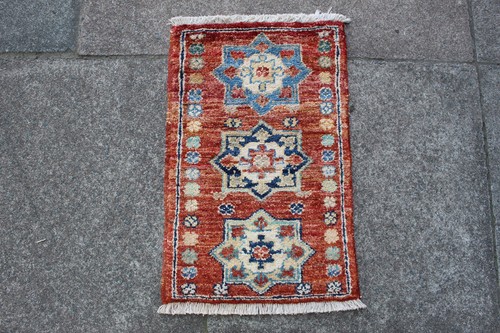 Tapis oriental laine fait - tapis,