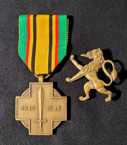 Lot médaille 1940 1945 - lot,