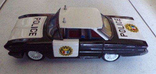 Model rare voiture tole - model,