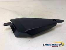 CACHE LATERAL INTERMEDIAIRE