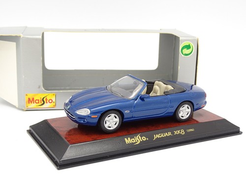 Maisto jaguar xk8 - -,