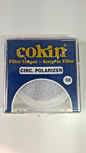 Filtre polarisant circulaire