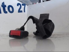 Attache ceinture arriere droit