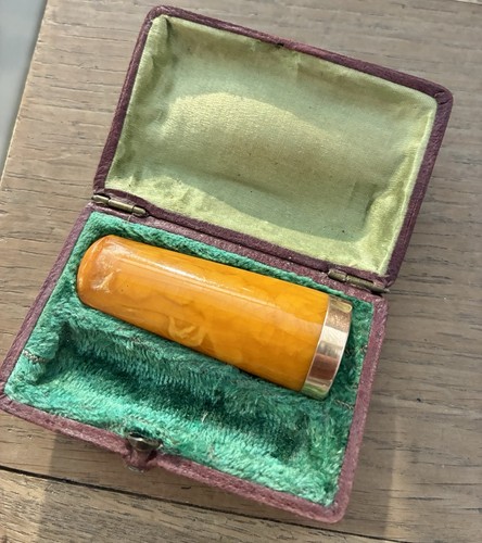 Fume cigarette ancien ambre - fume, en