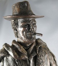 Clint Eastwood the Man with the Poncho - Bronze Resin Statue 32cm - Keith Lee 1992