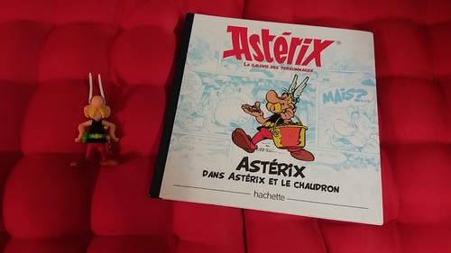 Figurine astérix avec livret - astérix,