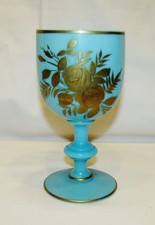 Grand verre calice ancien opaline de cristal bleu émaillé /roses  / vase  19ème