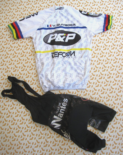 Maillot short noir - maillot, porté