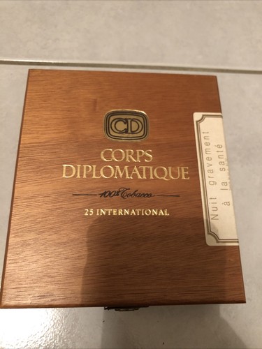 Boîte cigares corps - cigares,