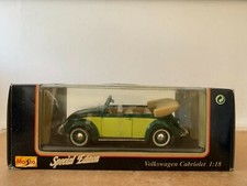 MAISTO VOLKSWAGEN COX CABRIOLET 1951 DEUX TONS 1/18 EN BOITE F1