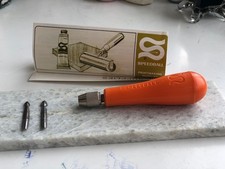 Vintage  Speedball Linoleum Cutter Tool w/ 2 VTG scratch knife blades