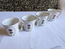 Lot 4 tasses porcelaine