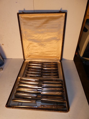 Service couteaux metal - service,