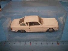 Fiat 2300 coupé blanc 1/43