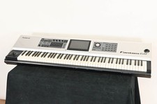 Roland Fantom G8 88-Key Keyboard Workstation CG01RY1