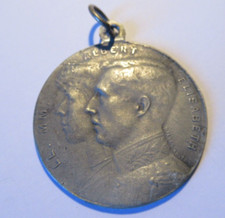 ALBERT ELISABETH ENFANT SOLDAT 1914 MEDAILLE FRANCAISE WW1 1914 1918 36 mm ALU